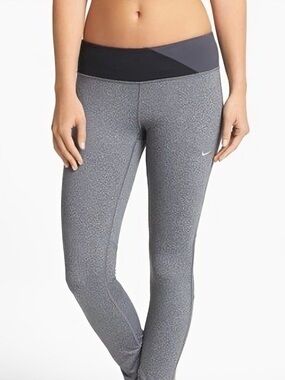 NIKE Gray Dri-FIT Leggings - Stretch Performance Bottoms